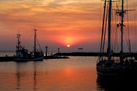 Sonnenuntergang im Hafen von Timmendorf